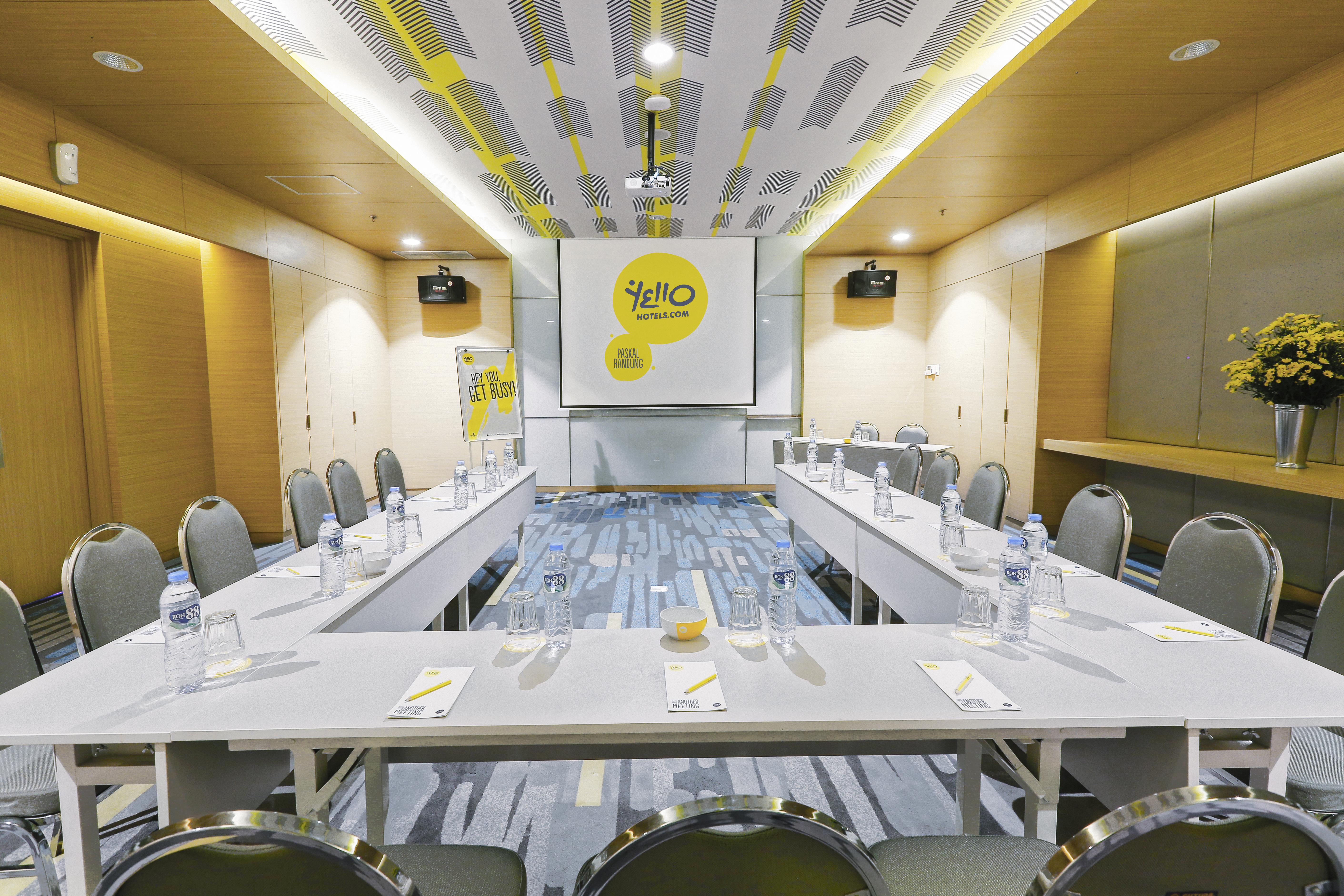 Yello Hotel Paskal Bandung Zewnętrze zdjęcie